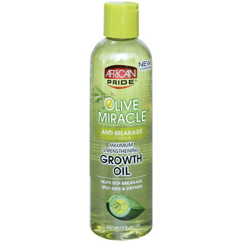Esta mezcla de aceite de oliva y aceite de árbol de té hidrata, suaviza y acondiciona el cabello, a la vez que cuida el cuero cabelludo. Ayuda a prevenir la sequedad y a mejorar su manejabilidad. Su uso diario promueve la salud del cabello, el cuero cabelludo y la piel. Excelente como tratamiento con aceite caliente.