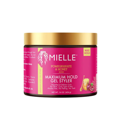 Gel Fijador de Máxima Fijación es el gel multiusos perfecto para peinar el cabello natural. Úsalo para alisar y fijar moños, colas de caballo y peinados piña, lisos y sin frizz. Perfecto para definir, apelmazar y alargar peinados fáciles de lavar para un control máximo de los rizos.